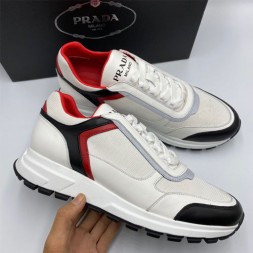 프라다  신상 신상 스니커즈 F0757