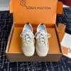루이비통 여성용 스니커즈  M0579-4