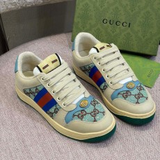 구찌 남여공용 스니커즈 670438-2
