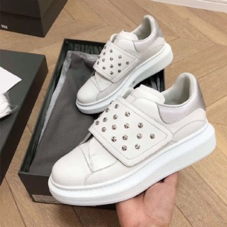 알렉산더 맥퀸 남여공용 오버사이즈 스니커즈 533716 실버