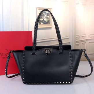 발렌티노 스몰 사이즈 락스터드 백 ZW2B0037 블랙 민자 메탈