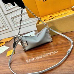 [ VVIP ] 루이비통 슬림 트렁크 M12596