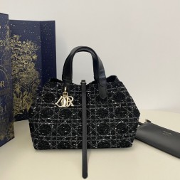 디올 TOUJOURS 미디엄 백 M2821