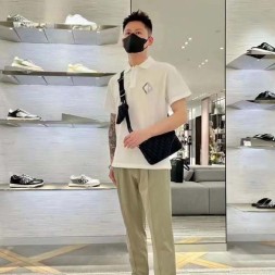 디올 남여공용 반팔 D84301-1