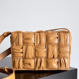 보테가 카세트백 717089-6