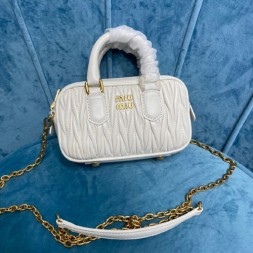 미우미우 탑핸드 미니 토트백 N88 5BP077-4