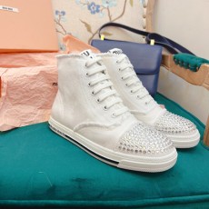 미우미우 신상 스니커즈 57230 화이트