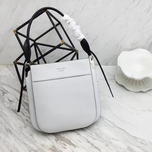 프라다 마르키트 가죽 숄더백 1BC076 화이트