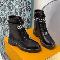 루이비통 앵글부츠 M0396 블랙