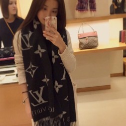 루이비통 신상 스카프 MP2302