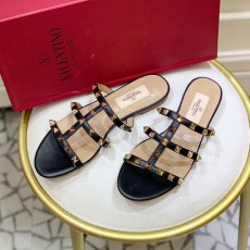 발렌티노 신상 슬리퍼 2S0S35 가죽 블랙