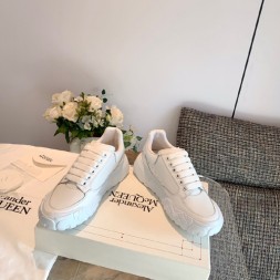 알렉산더 맥퀸  남여공용 스니커즈  586435-2