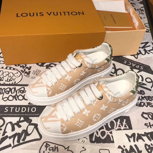 루이비통 타임 아웃 스니커즈 1A58AI 베이지