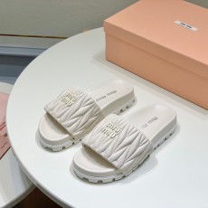 미우미우 신상 슬리퍼 57242-7