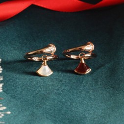 불가리 V골드 디바스 반지   B70605