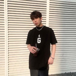 지방시 남여공용 반팔 G02565-1