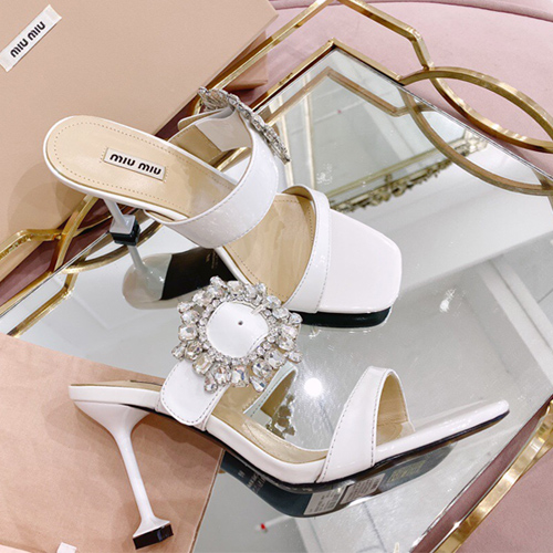 미우미우 신상 샌들 57215 화이트