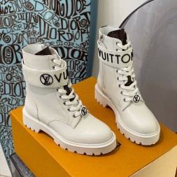 루이비통 앵글부츠 M0396 화이트