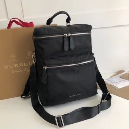 버버리 지퍼 톱 가죽 트리밍 샤워프루프 백팩 40649131