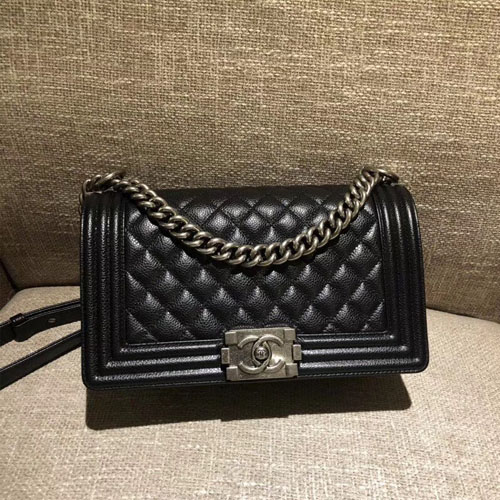 샤넬 보이 미듐 플랩백 A67086 캐비어 블랙 은장