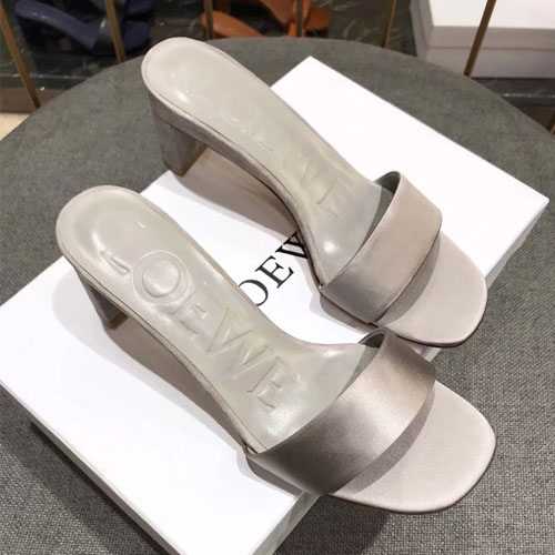 로에베 신상 샌들 LW29803 그레이