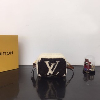 루이비통 신상 미니백 M68599