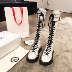 알렉산더맥퀸 신상 하이부츠 586402 화이트