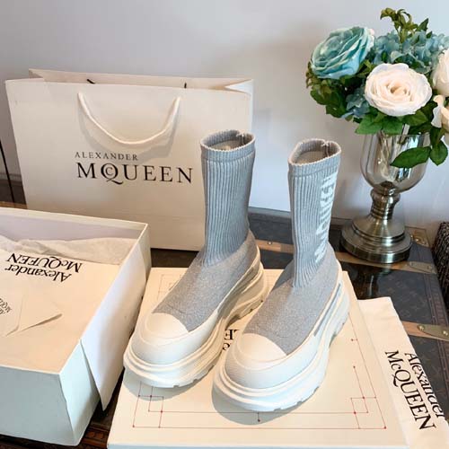 알렉산더 맥퀸  남여공용 앵글부츠  586437-2