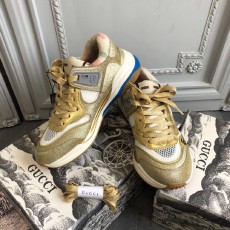 구찌 남여공용 운동화 670435-1