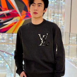 루이비통 남여공용 맨투맨 M10335