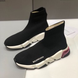 발렌시아가 신상 남여공용 스피드러너 565845