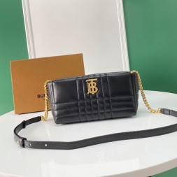 버버리 스몰 퀼팅 램스킨 소프트 롤라 백 80462261 블랙