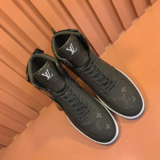 루이비통 남성용 스니커즈  M0432-1