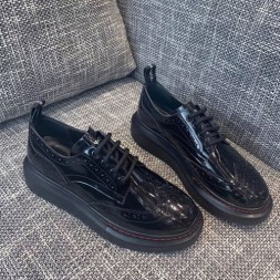 알렉산더 맥퀸 하이브리드 레이스업 586400 블랙