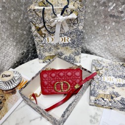 디올 신상 카로 스몰백 M9241 레드