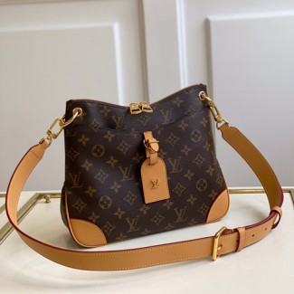 루이비통 오데온 PM M45353