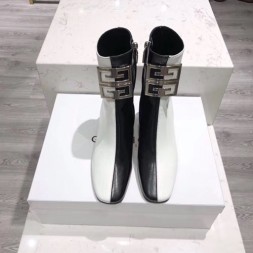 지방시 TWO-TONE 4G ANKLE BOOTS GV39044