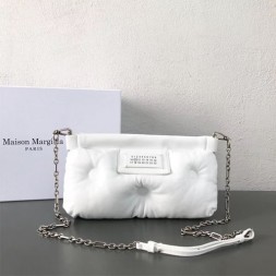 마르지엘라 미니 카펫 글램 슬램백 MM3322 화이트