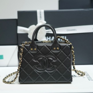 샤넬 베니티 코스메틱 케이스  AS3344 블랙