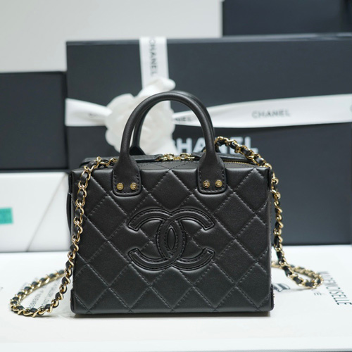 샤넬 베니티 코스메틱 케이스  AS3344 블랙