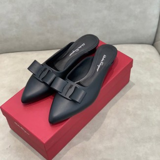 페레가모 신상 슬리퍼 F38100 블랙