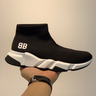 발렌시아가 신상 남여공용 스피드러너 565830