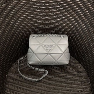 프라다 모노크롬 퀄팅 체인 숄더백 1BD233 그레이