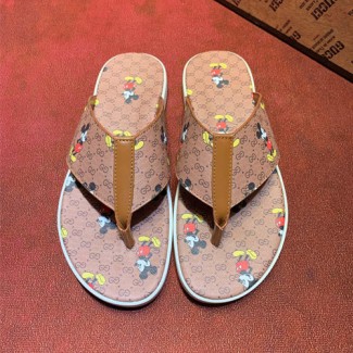 구찌 남성용 신상 슬리퍼 620285