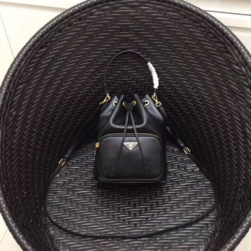 프라다 신상 가죽 버킷백 1BH038 블랙