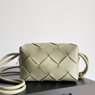 보테가 스몰 카세트 카메라 백 709417-4