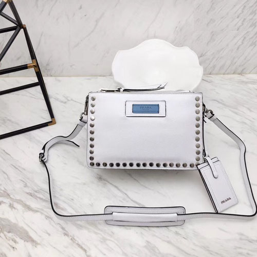 프라다 신상 에티켓 숄더백 1BH077 화이트